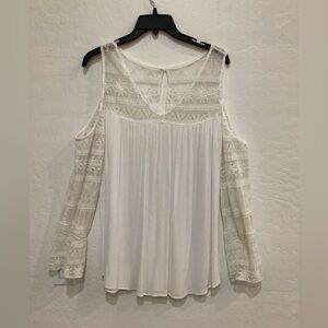 WHITE LACE LIKE BODICE AND SLEEVES WITH OPEN SHOULDER TOP